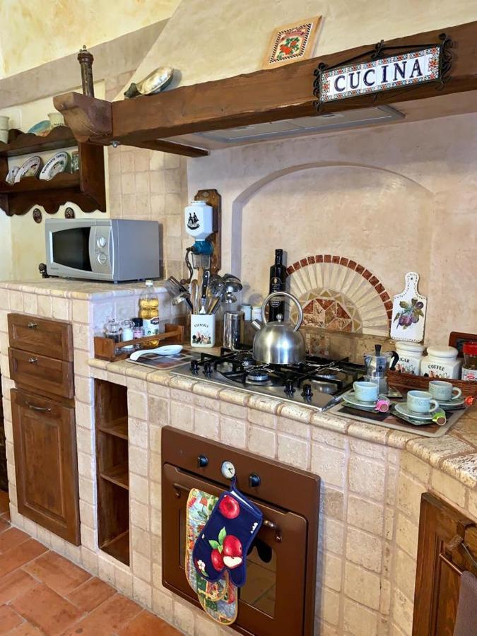 アックアペンデンテMaidalchini Houseアパートメント エクステリア 写真